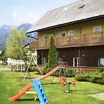 Hotel Reitingblick 3*