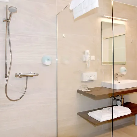 ホテル Reitingblick